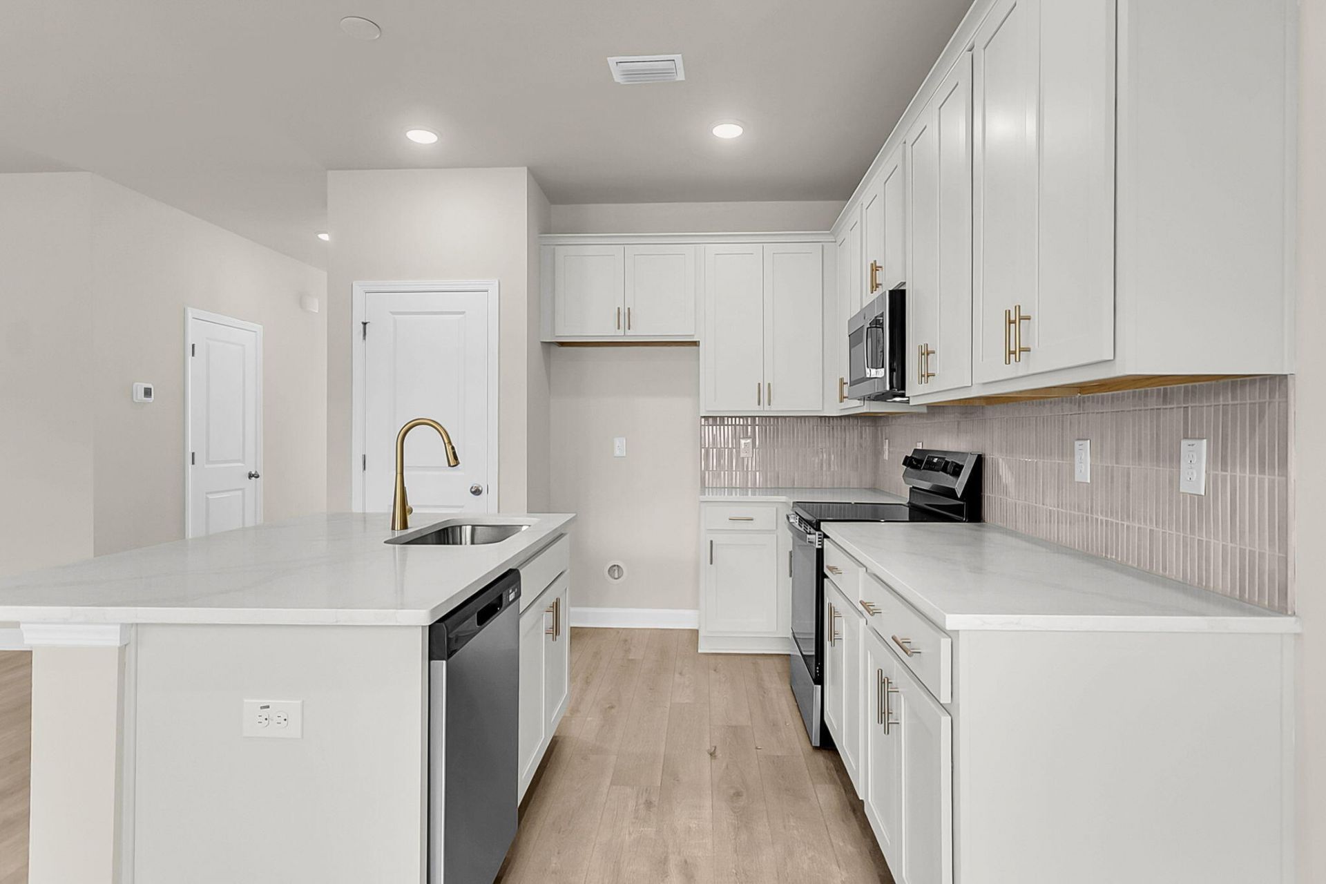 123 Berry Shoals Drive Photo 10