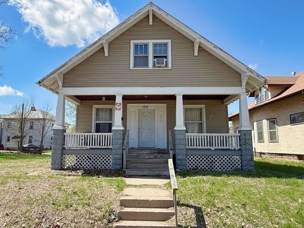 1212 Glenhurst Court , Rock Island, IL 61201