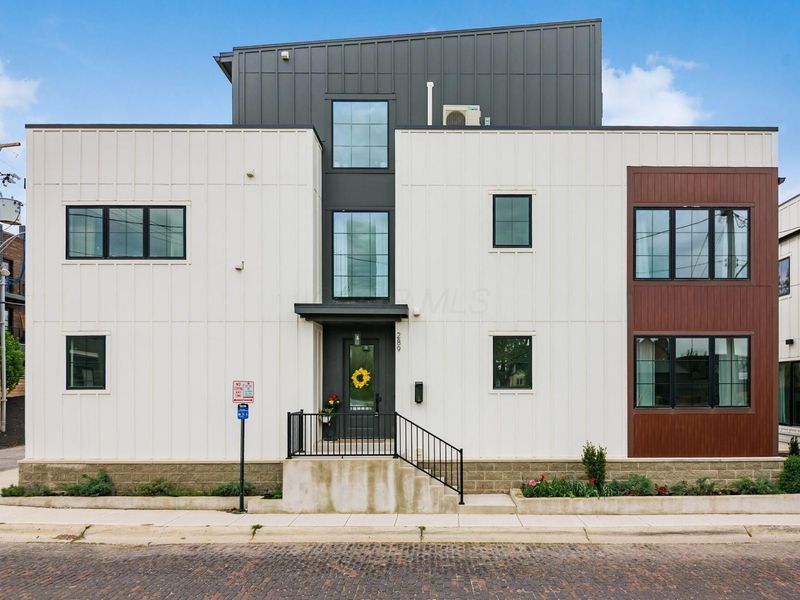 289 Detroit Avenue, Columbus, OH 43201 Photo 2