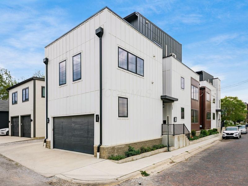 289 Detroit Avenue, Columbus, OH 43201 Photo 4