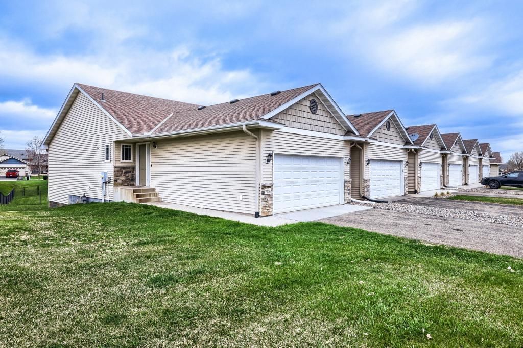 7256 Kahler Circle NE, Otsego, MN 55301