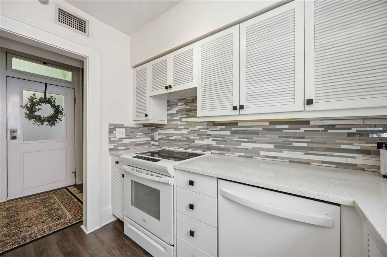 1221 N Palm Avenue , Unit 203, Sarasota, FL 34236 Photo