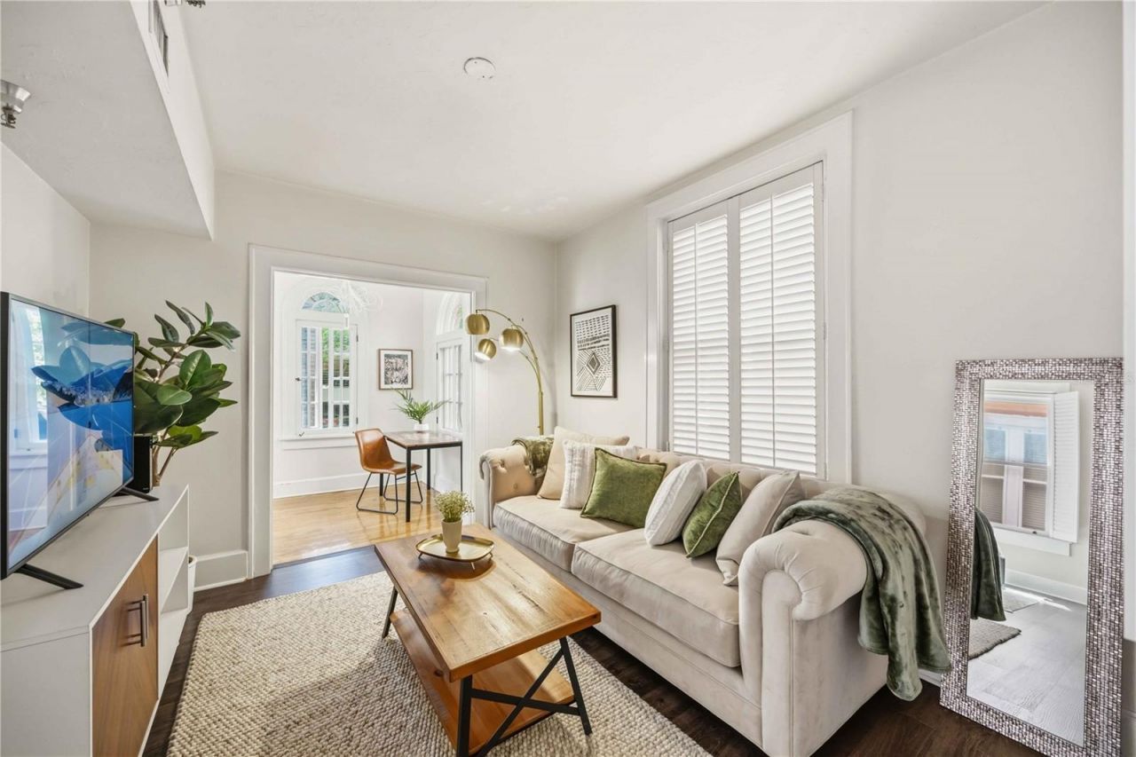 1221 N Palm Avenue , Unit 203, Sarasota, FL 34236 Photo