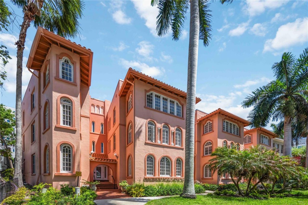 1221 N Palm Avenue , Unit 203, Sarasota, FL 34236 Photo