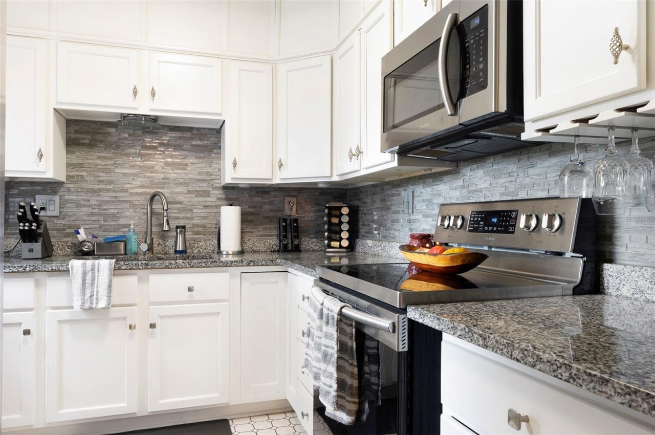 4526 1st Avenue N, Saint Petersburg, FL 33713 Photo