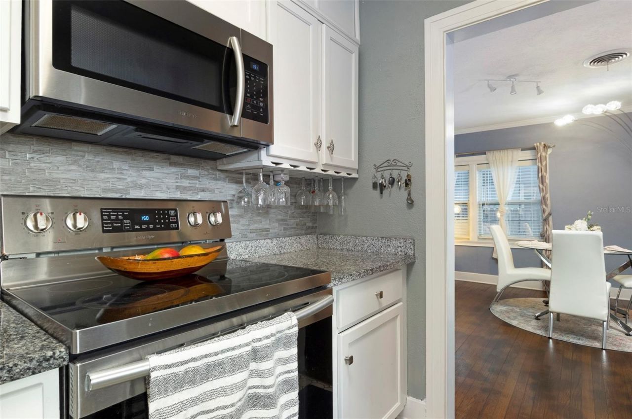 4526 1st Avenue N, Saint Petersburg, FL 33713 Photo