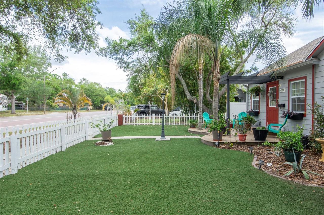 4526 1st Avenue N, Saint Petersburg, FL 33713 Photo