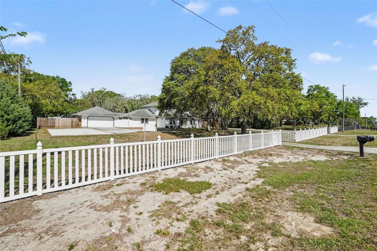 18731 Firethorn Drive, Spring Hill, FL 34610 Photo