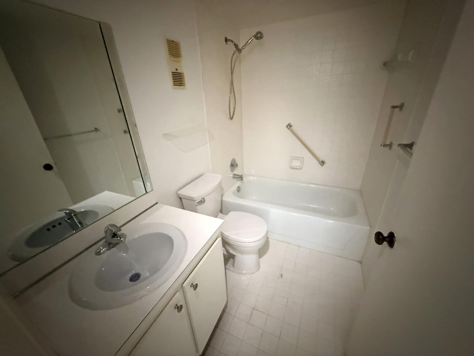 14307 Bedford Drive, Unit 302, Delray Beach, FL 33446 Photo