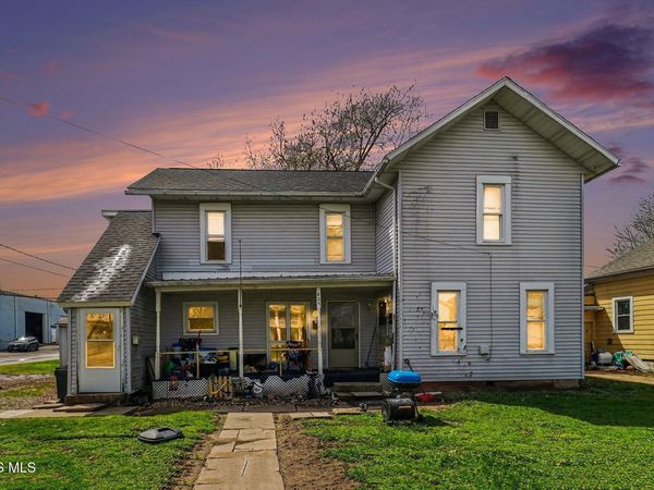 825 Monroe Street , Napoleon, OH 43545