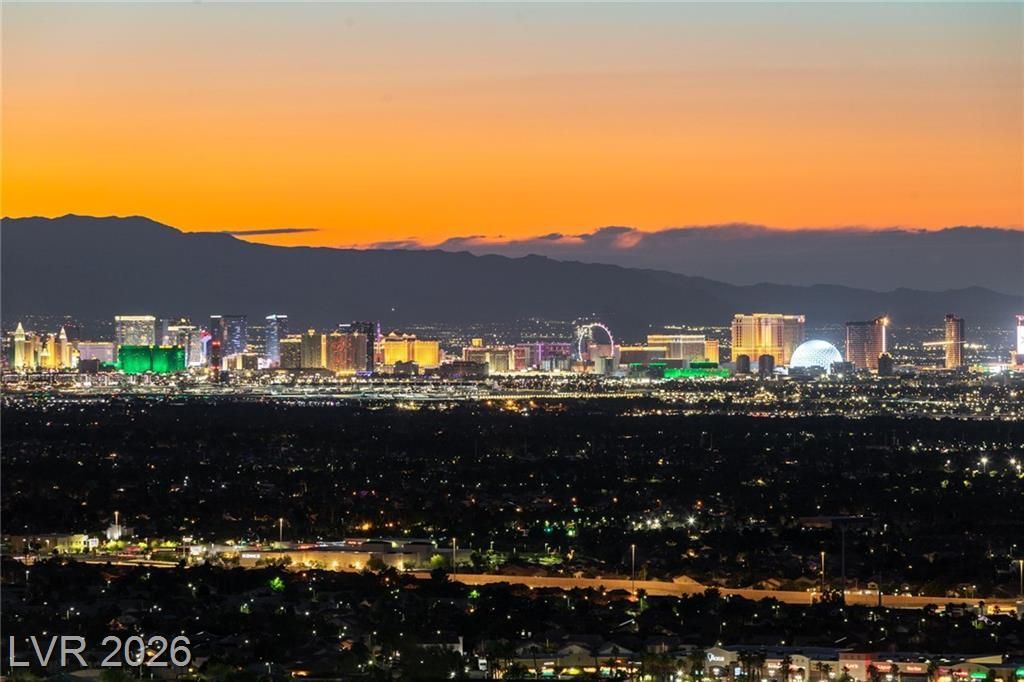 426 Tranquil Peak Court, Henderson, NV 89012