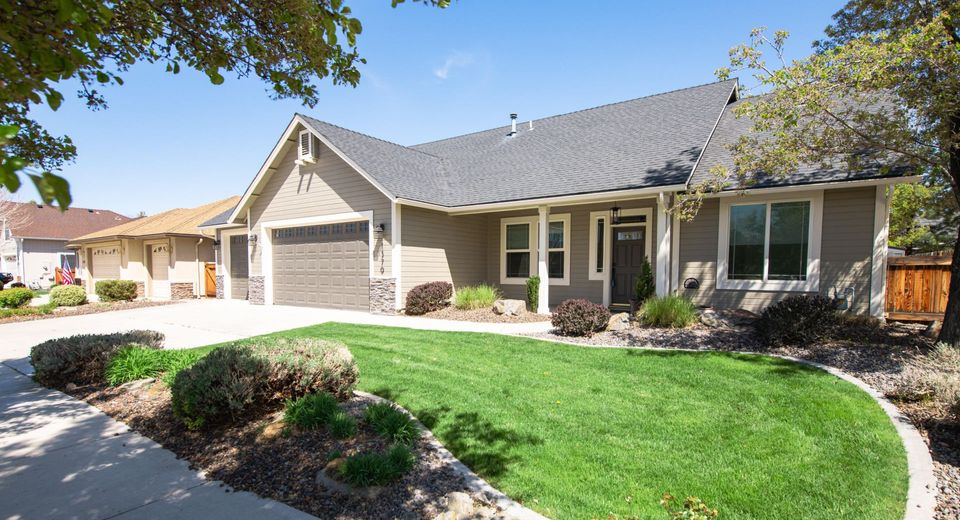 1379 Elges Avenue, Gardnerville, NV 89410 Photo