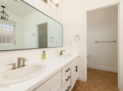 1379 Elges Avenue, Gardnerville, NV 89410 Photo