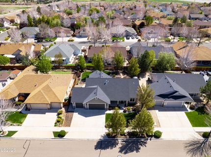 1379 Elges Avenue, Gardnerville, NV 89410 Photo