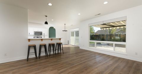 1379 Elges Avenue, Gardnerville, NV 89410 Photo