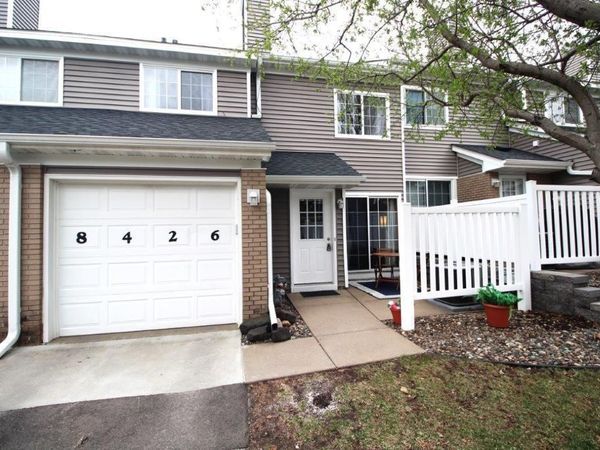 8426 Copperfield Way, Unit 93, Inver Grove Heights, MN 55076