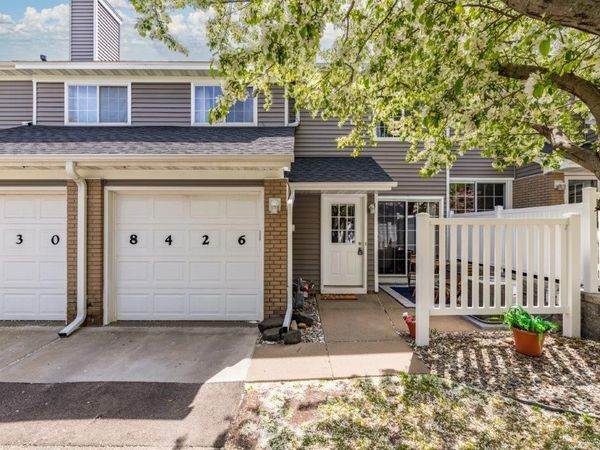 8426 Copperfield Way, Unit 93, Inver Grove Heights, MN 55076