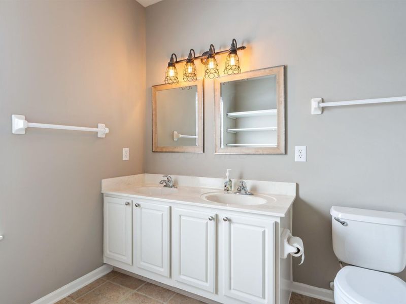 6021 Craughwell Lane , Dublin, OH 43017 Photo 20