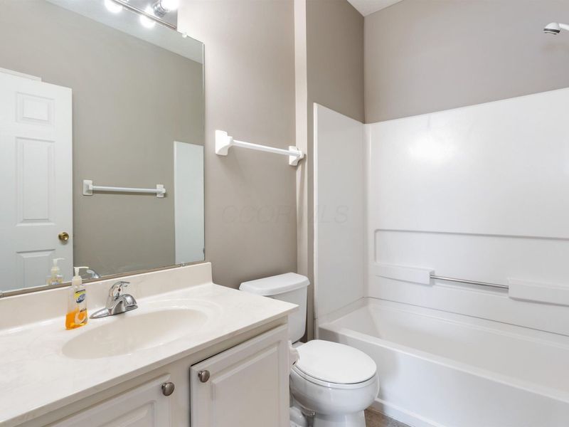 6021 Craughwell Lane , Dublin, OH 43017 Photo 25