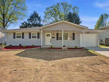6034 Karl Road, Columbus, OH 43229