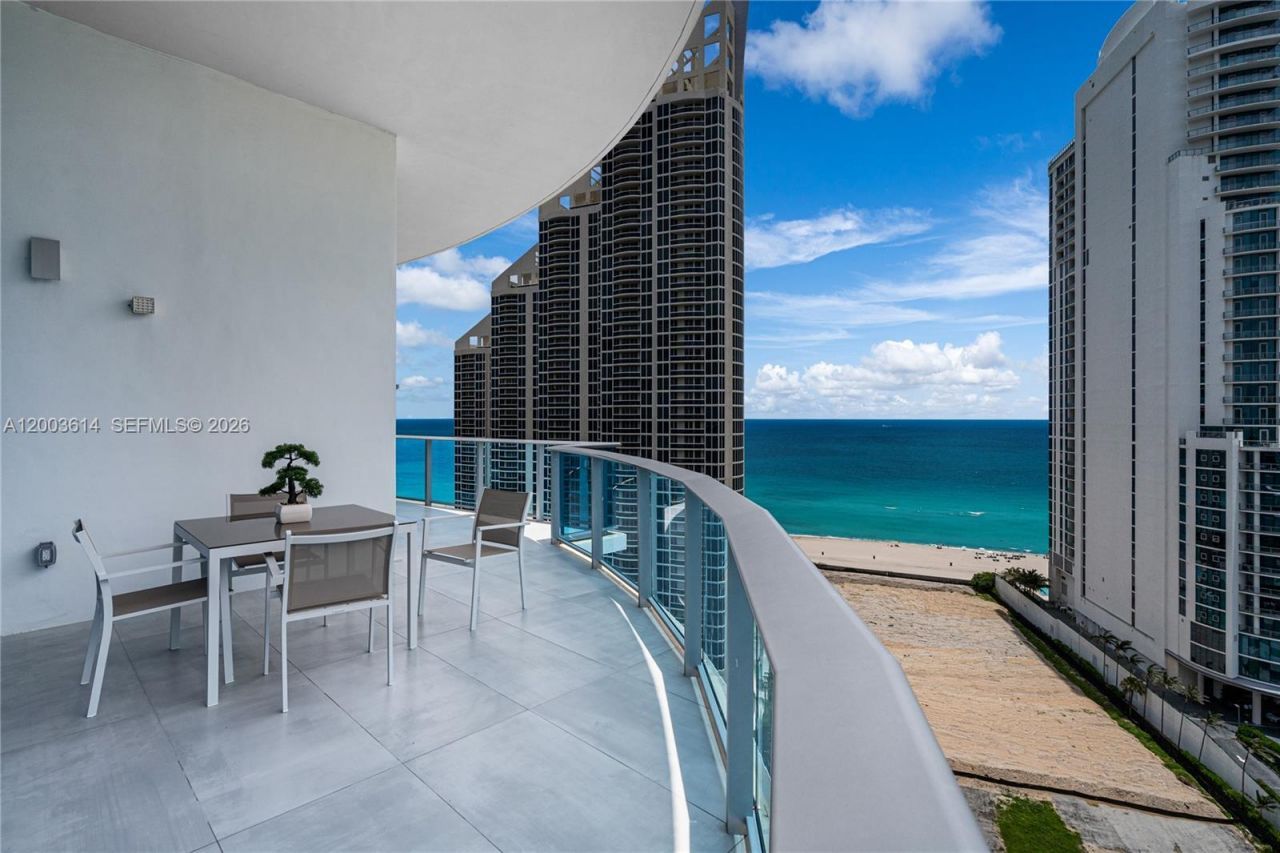 17550 Collins Ave , Unit PH1, Sunny Isles Beach, FL 33160 Photo