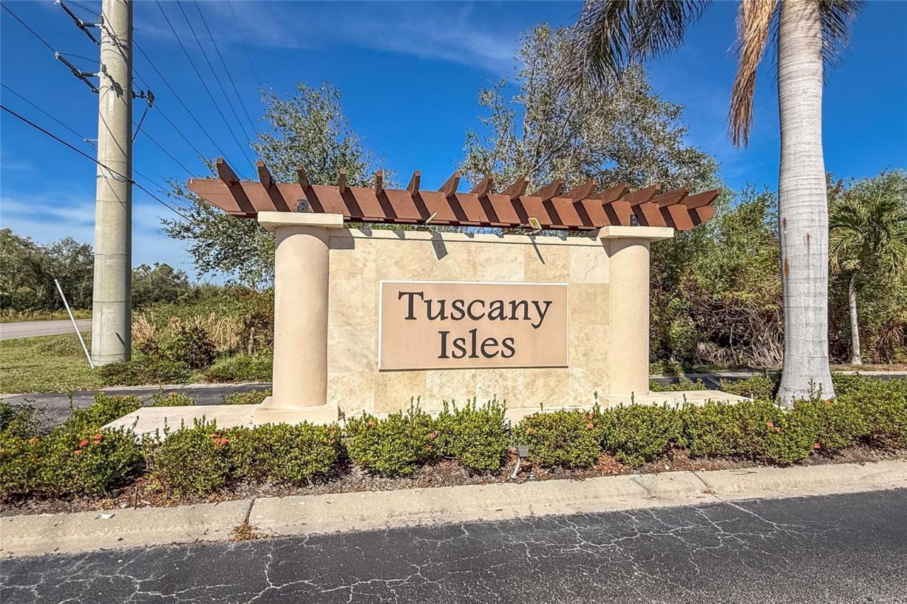 8834 Tuscany Isles Drive, Punta Gorda, FL 33950 Photo