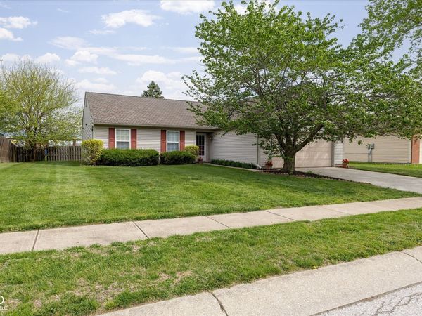 1226 Meadowood Drive, Danville, IN 46122