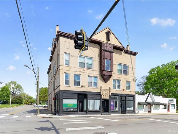 7045-7049 Montgomery Road, Silverton, OH 45236