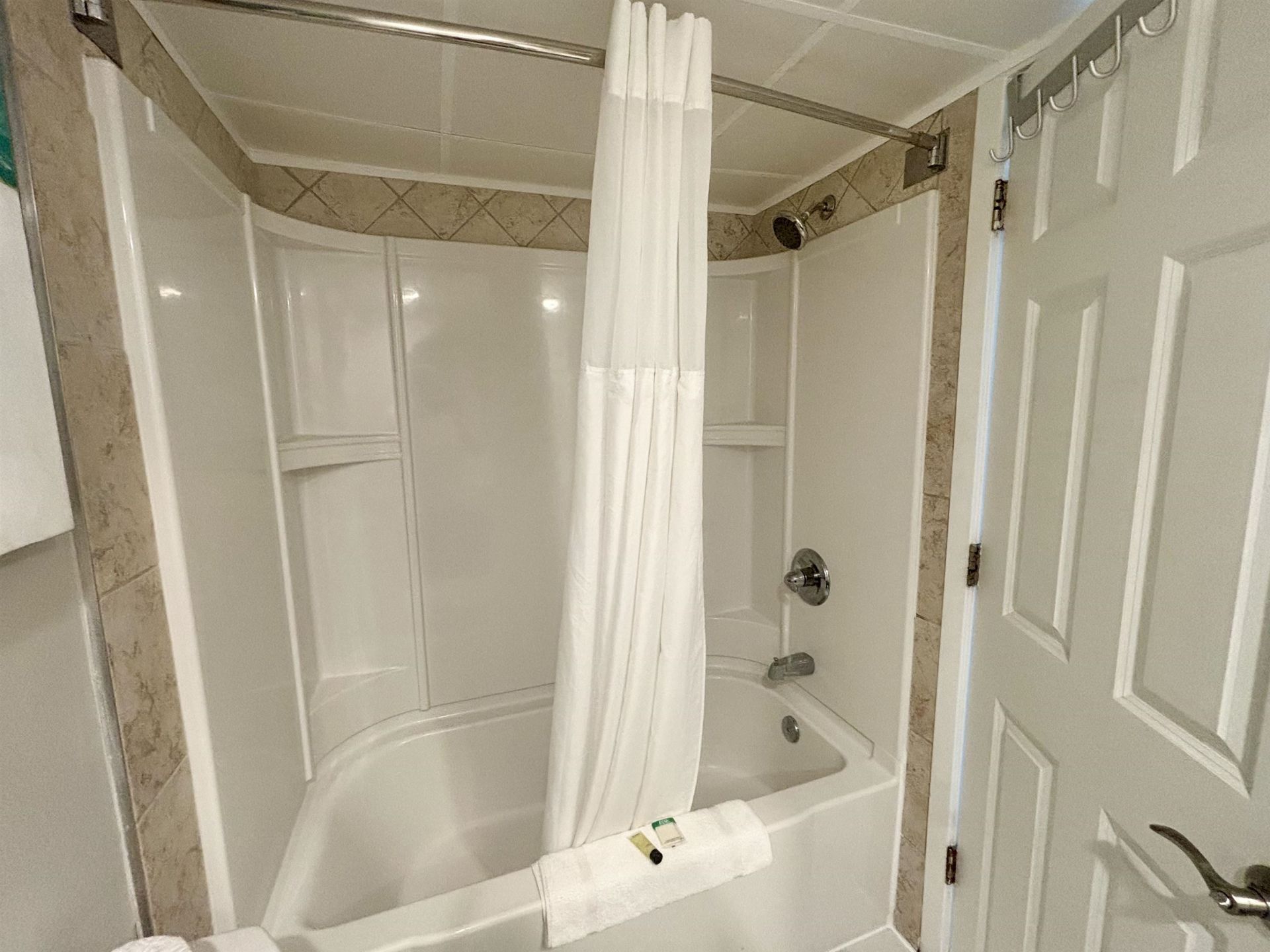 7100 N Ocean Blvd.  Photo 7