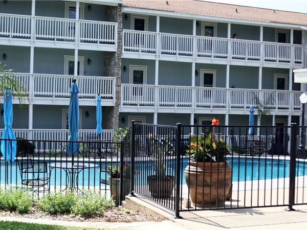 303 Cliffhouse Drive , Belton, TX 76513