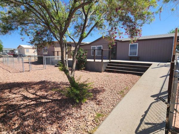 21533 W Laura Street, Wittmann, AZ 85361