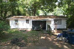 1738 Dogwood Road photo 4