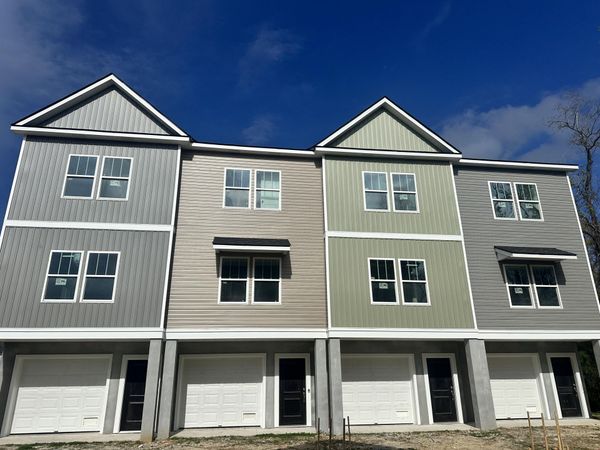 405 Gravy Train Street, Charleston, SC 29414