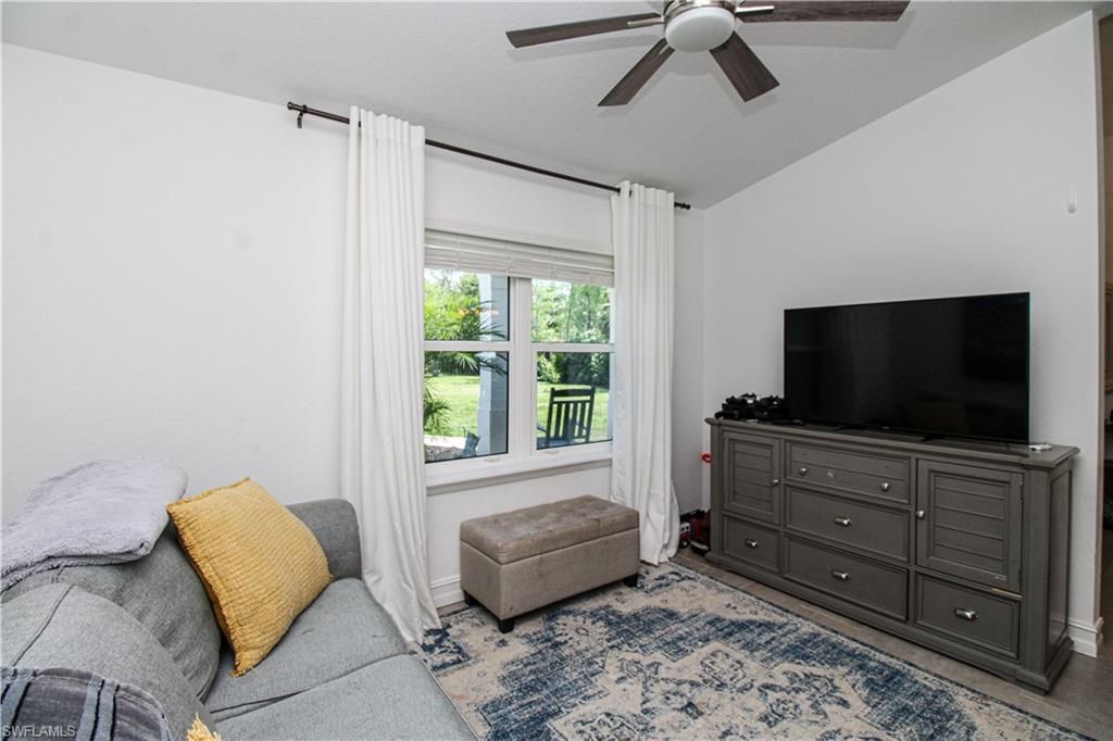 721 Logan Blvd S, Naples, FL 34119 Photo