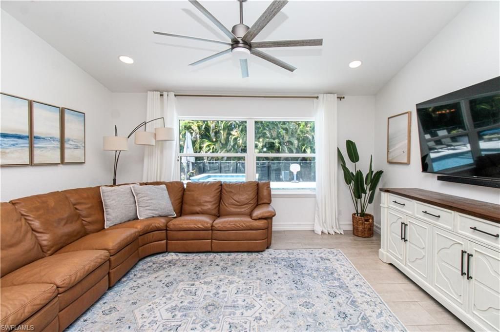 721 Logan Blvd S, Naples, FL 34119 Photo