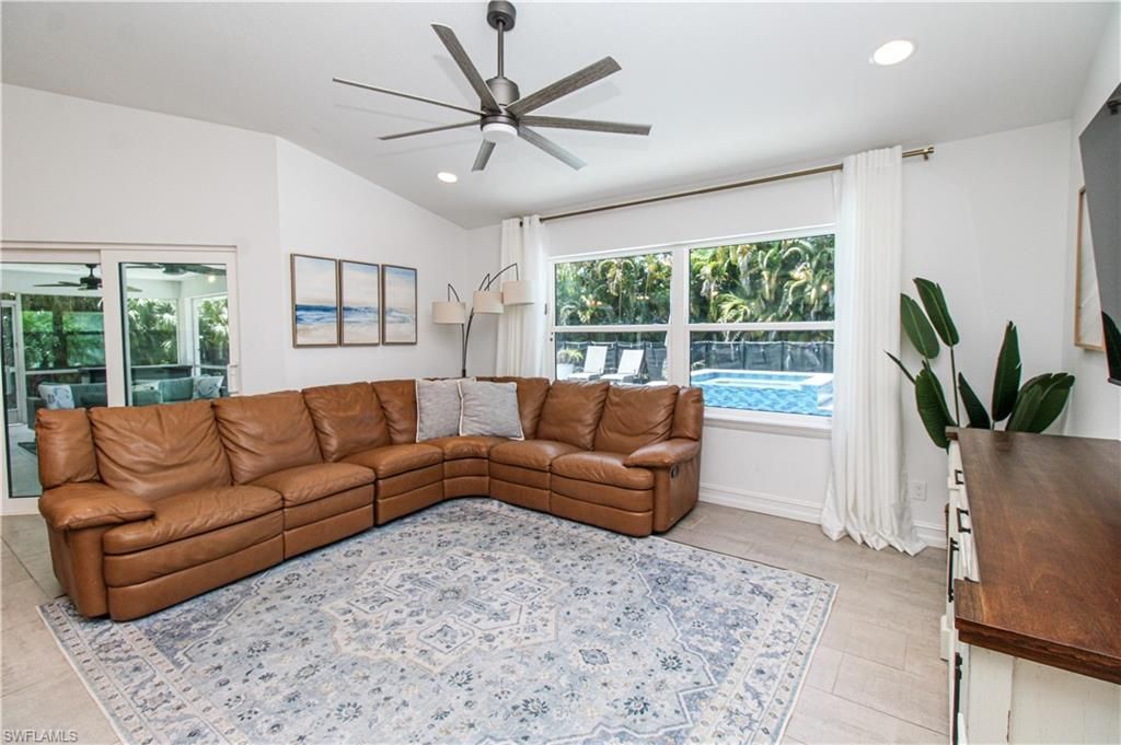 721 Logan Blvd S, Naples, FL 34119 Photo