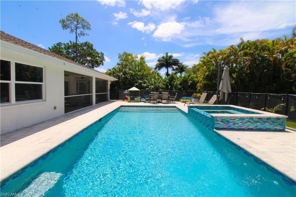 721 Logan Blvd S, Naples, FL 34119 Photo