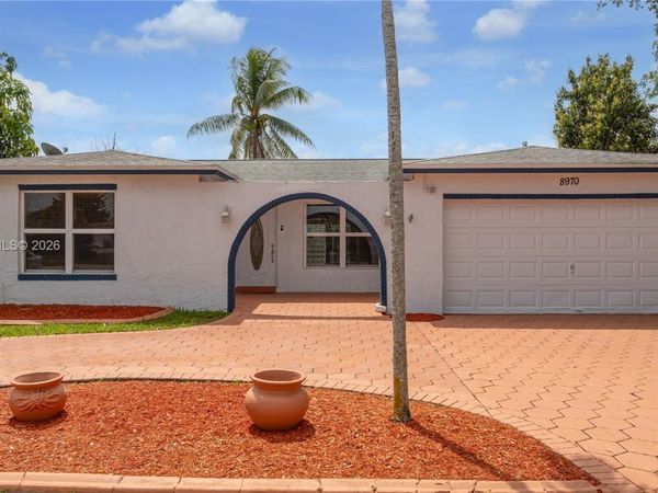 8970 Johnson St , Pembroke Pines, FL 33024