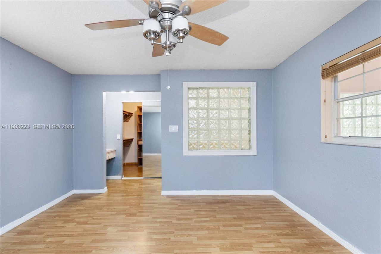 8970 Johnson St , Pembroke Pines, FL 33024 Photo