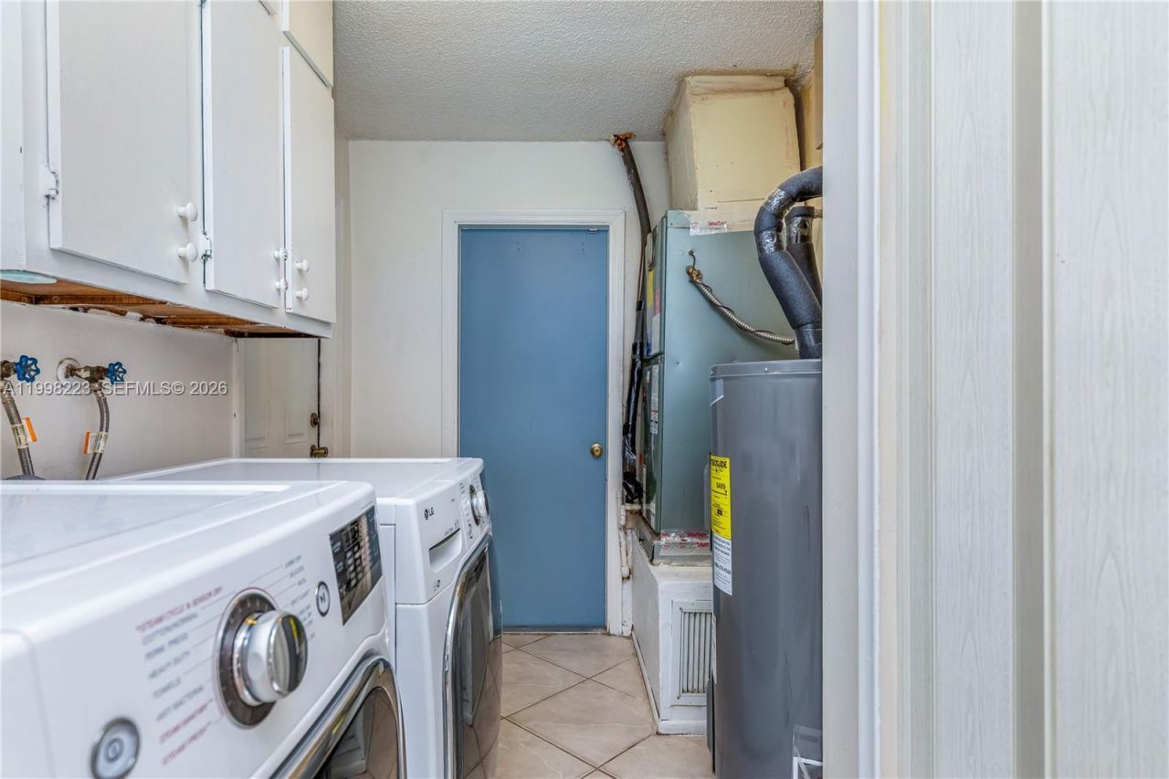 8970 Johnson St , Pembroke Pines, FL 33024 Photo