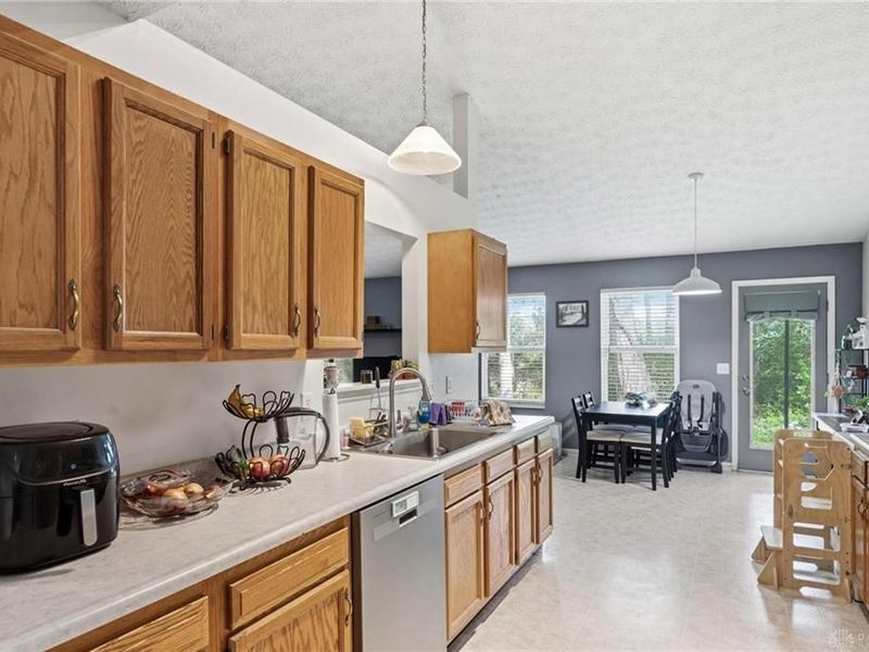 898 Greengate, Lebanon, OH 45036 Photo 12