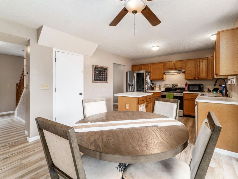 7235 Kenmare Drive, Reynoldsburg, OH 43068 Photo 14