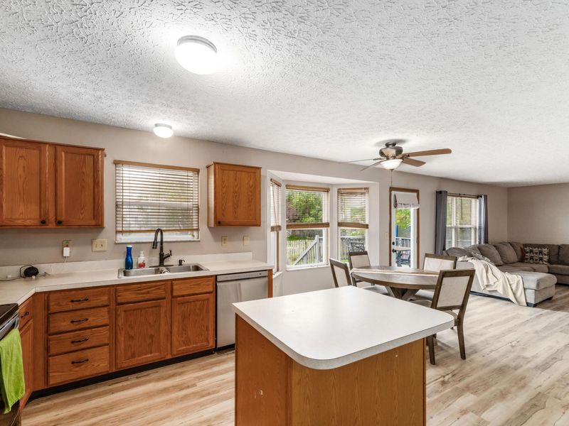 7235 Kenmare Drive, Reynoldsburg, OH 43068 Photo 15