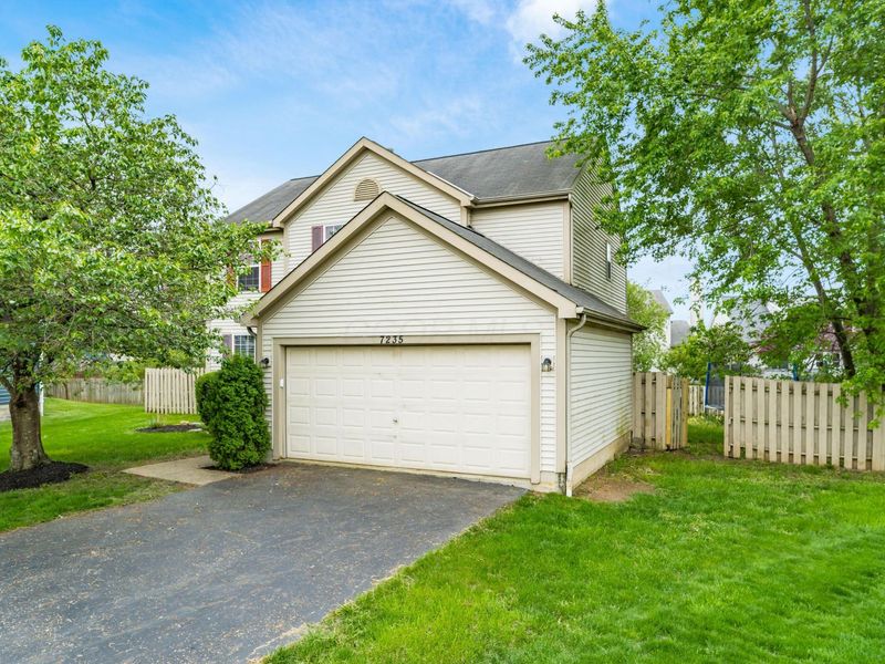 7235 Kenmare Drive, Reynoldsburg, OH 43068 Photo 2