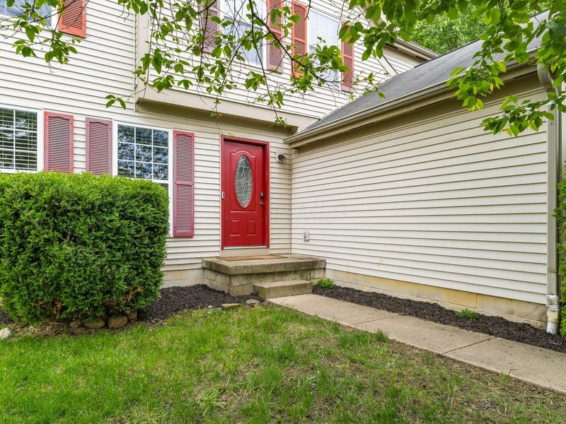 7235 Kenmare Drive, Reynoldsburg, OH 43068 Photo 3