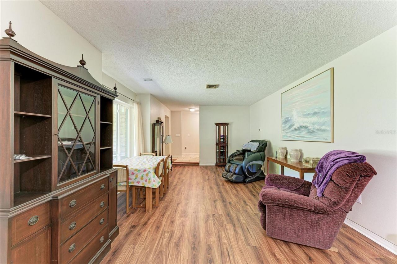 4328 Lost Forest Lane, Sarasota, FL 34235 Photo