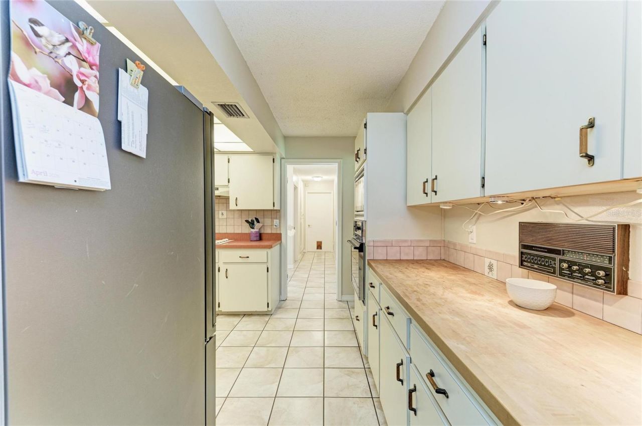 4328 Lost Forest Lane, Sarasota, FL 34235 Photo