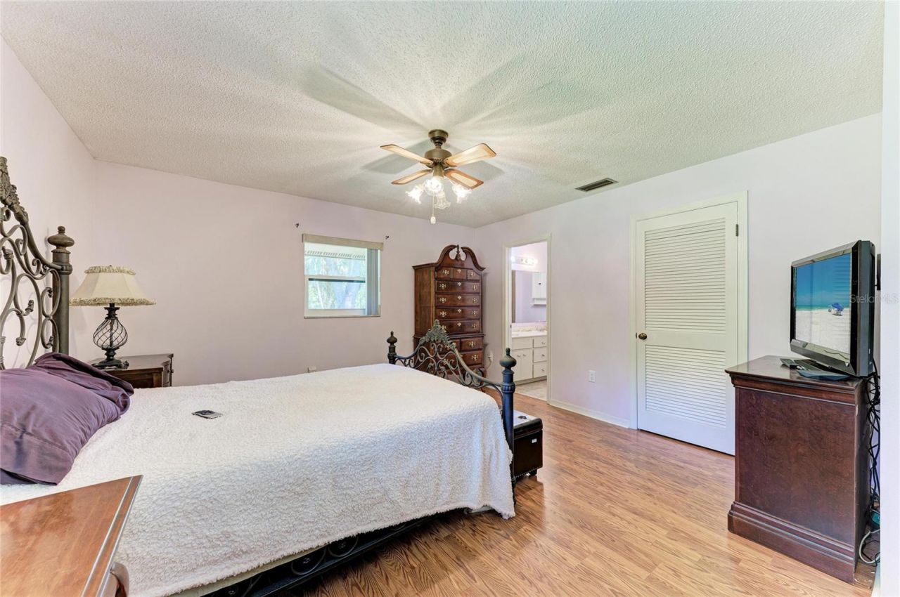 4328 Lost Forest Lane, Sarasota, FL 34235 Photo