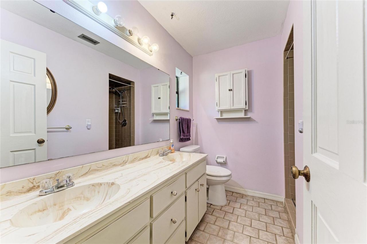 4328 Lost Forest Lane, Sarasota, FL 34235 Photo