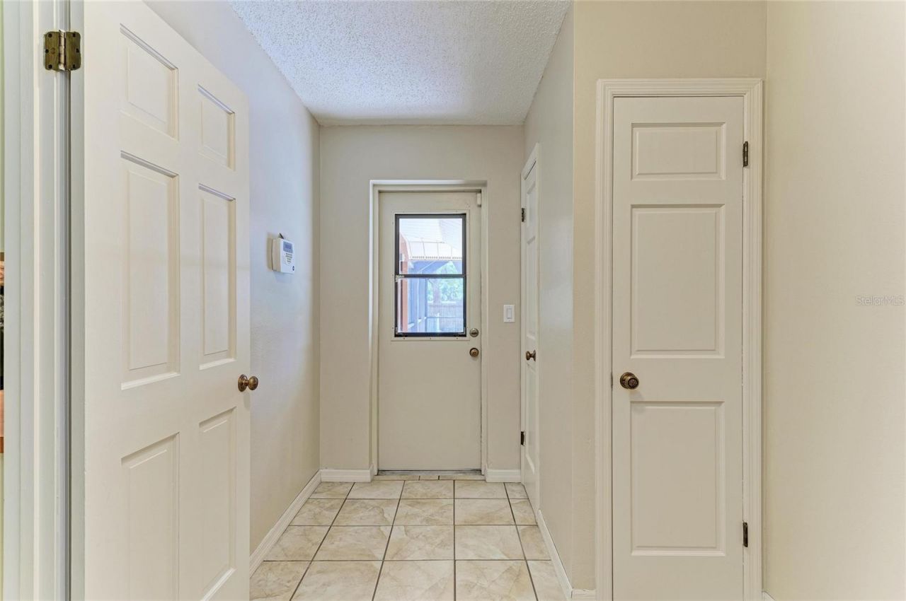 4328 Lost Forest Lane, Sarasota, FL 34235 Photo